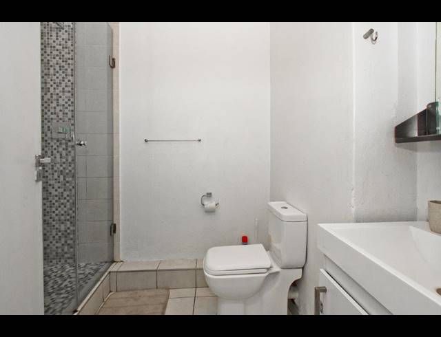 0.5 BEDROOM APARTMENT FOR SALE IN MABONENG